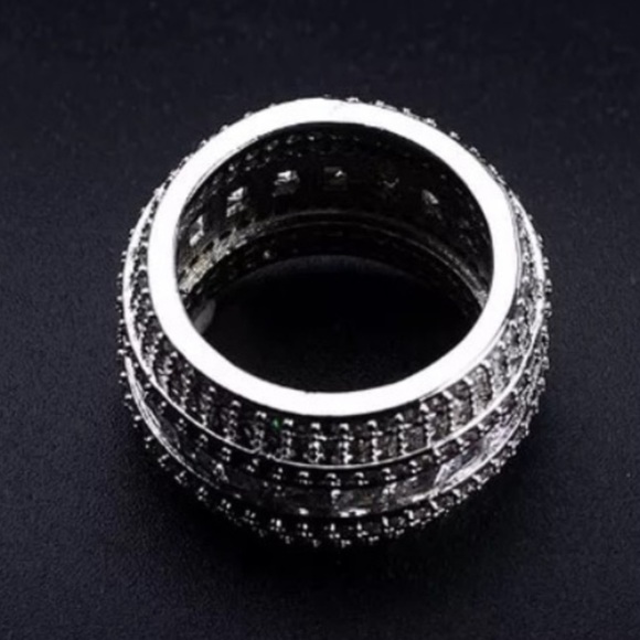 💯 NEW LUXURY 925 STERLING SILVER DIAMOND RING, CUTE RING, SHINY RING. - Picture 5 of 5